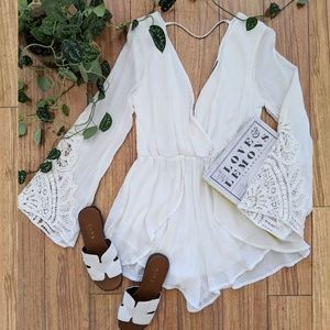 🌴Festival Crochet Flare Sleeve Tulip Romper -SM
